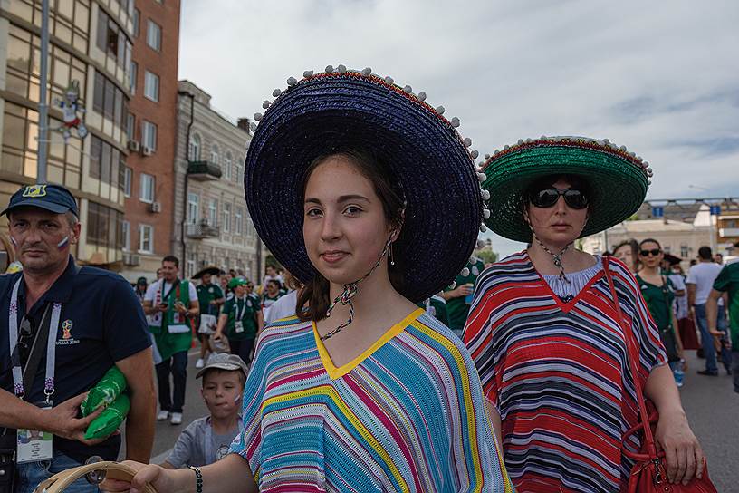 Чемпионат мира по футболу в России FIFA-2018. Футбольные болельщики Мексики в Ростове-на-Дону