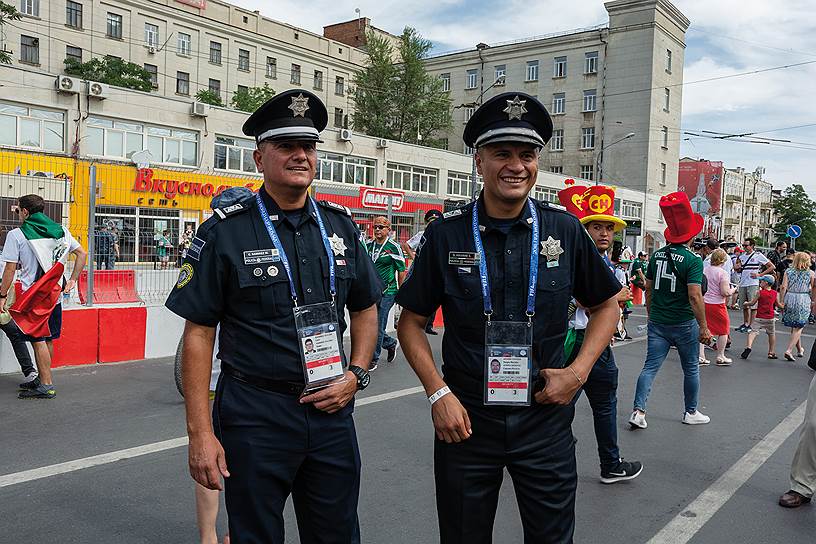 Чемпионат мира по футболу в России FIFA-2018. Футбольные болельщики Мексики в Ростове-на-Дону