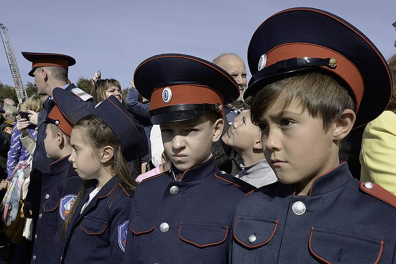 Губернаторский смотр кадетских корпусов в Новочеркаске