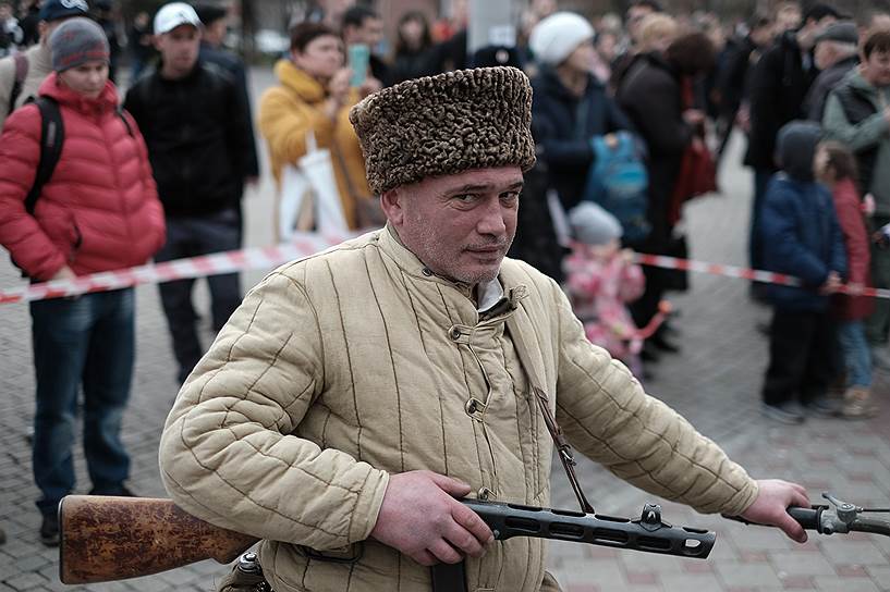 Ежегодная реконструкция битвы Советских войск за освобождение города Краснодар от немецкой оккупации.