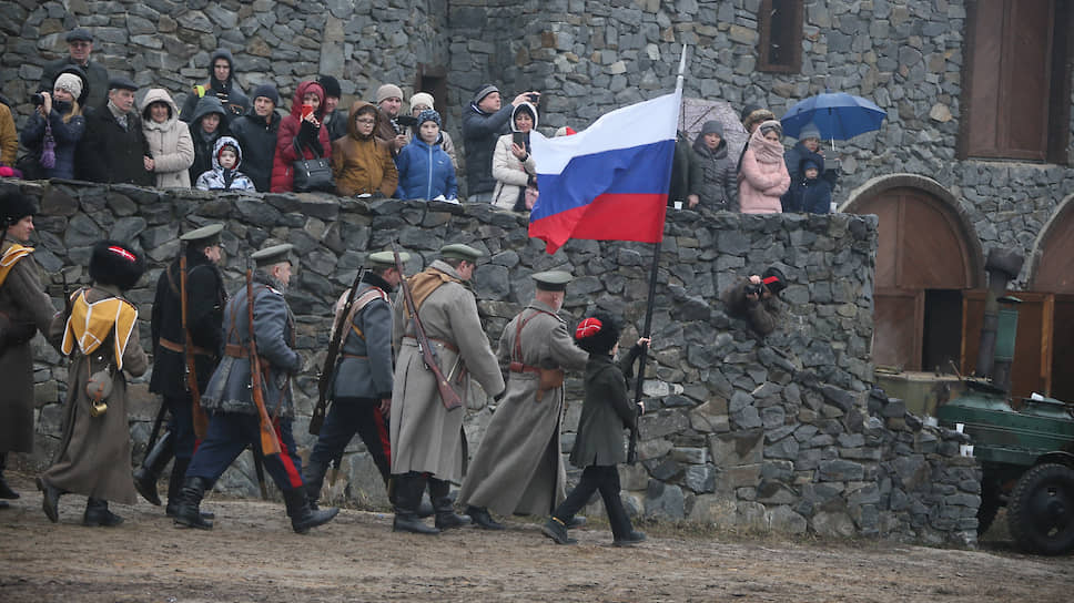 Реконструкция эпизода гражданской войны, посвященная 100-летию окончания Гражданской войны на Дону 1918-1920 годов, на территории Донского военно-исторического музея.