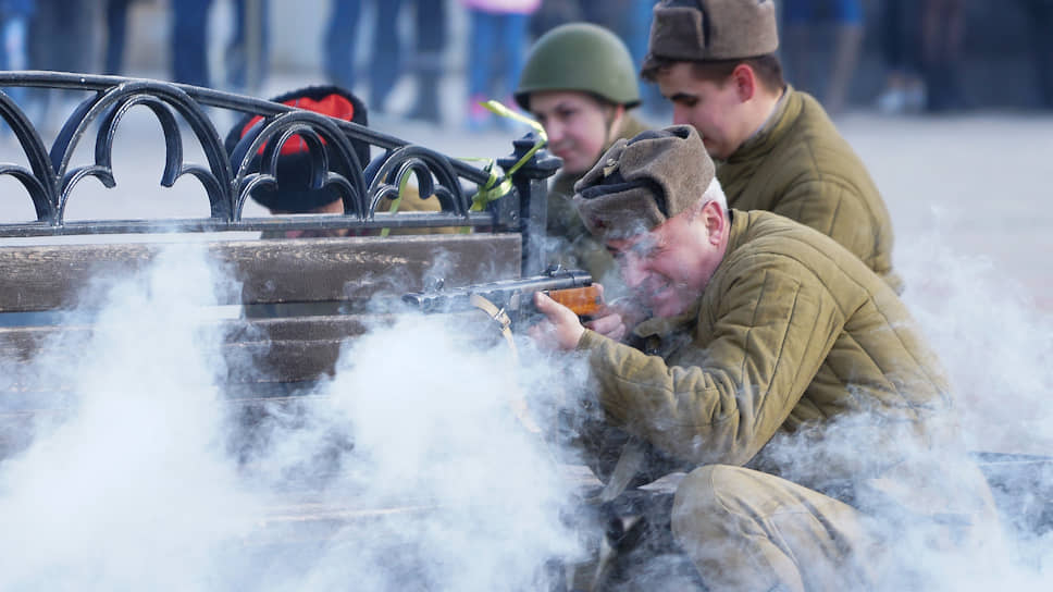 Военно-историческая реконструкция событий 12 февраля 1943 года - день осводождения Краснодара от немецкой оккупации.