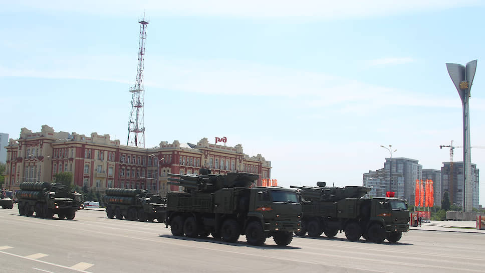 Военный парад, посвященный 75-летию Победы в Великой отечественной войне.