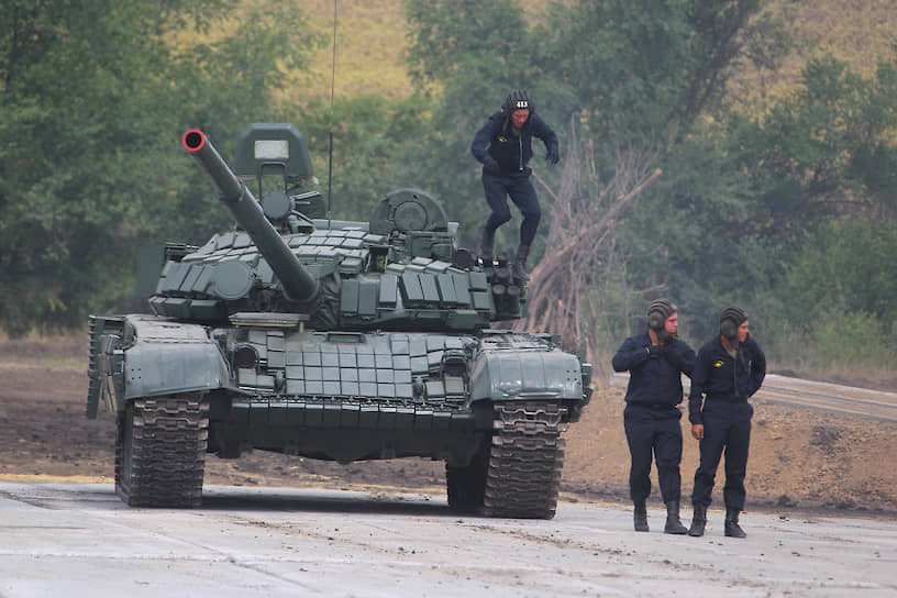 Генеральная репетиция динамического показа боевых возможностей вооружения военной и специальной техники (ВВСТ) на Международном военно-техническом форуме (МВТФ) &quot;Армия-2020&quot; Южного военного округа (ЮВО) в военно-историческом комплексе &quot;Самбекские высоты&quot;