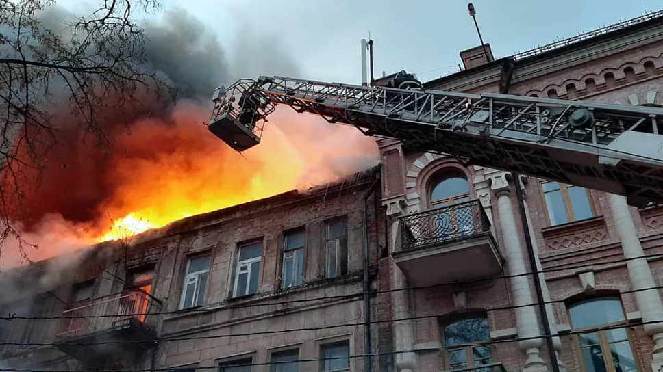 пожар на ул. Шаумяна в Ростове