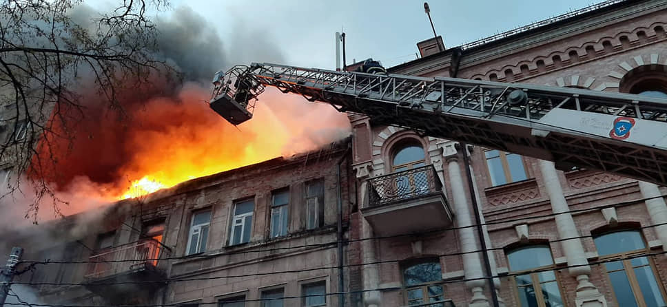 пожар на ул. Шаумяна в Ростове