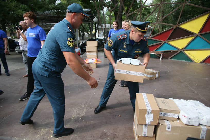 Национальный центр помощи пропавшим и пострадавшим детям передаст вынужденным переселенцам Донбасса, находящимся в пунктах временного размещения (ПВР) в Неклиновском районе Ростовской области, предметы первой необходимости. 