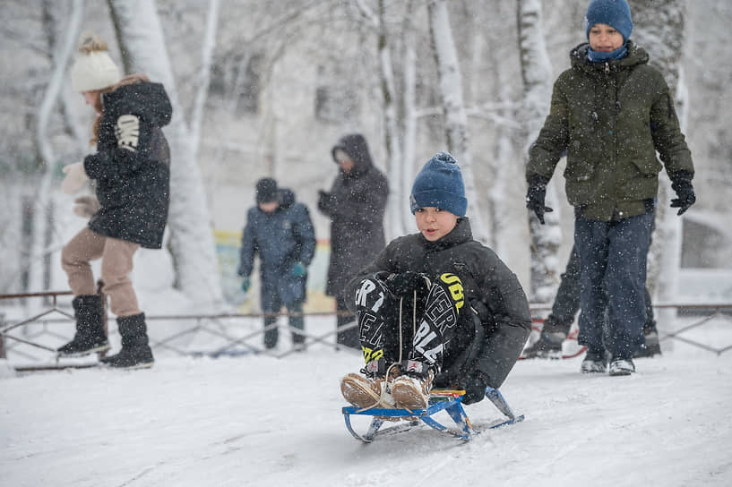 Снегопад в городе.