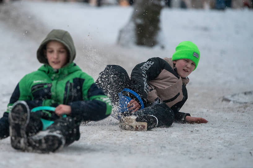Снегопад в городе.