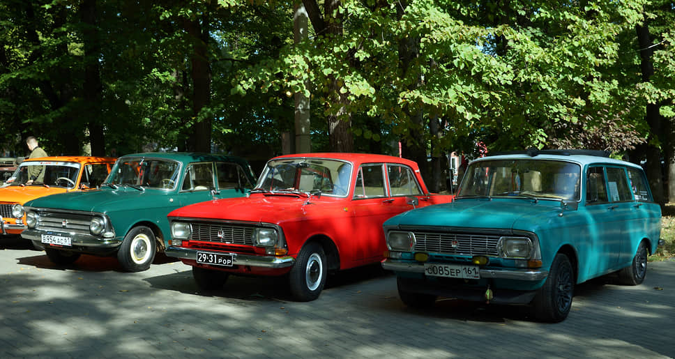 Выставка ретроавтомобилей в Ростове-на-Дону