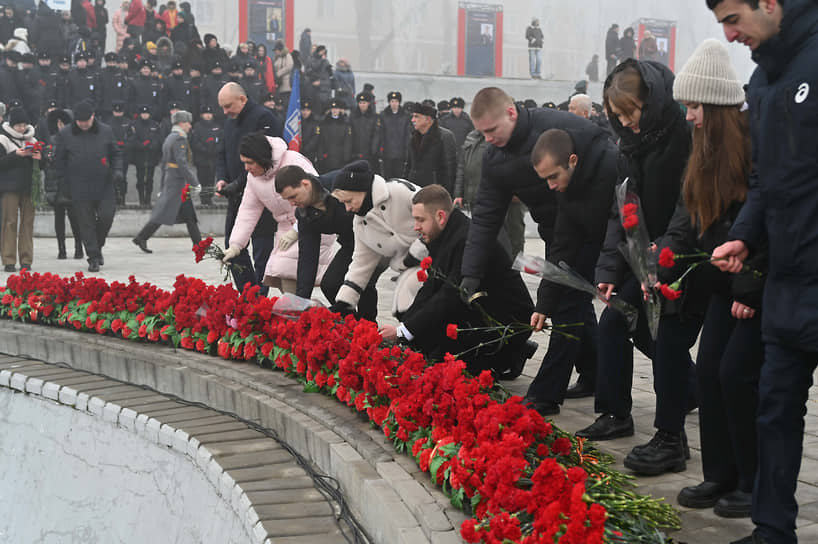 В Ростове-на-Дону стартовала акция «Земля героев». В 2025 году она пройдет еще в 18 городах Юга России