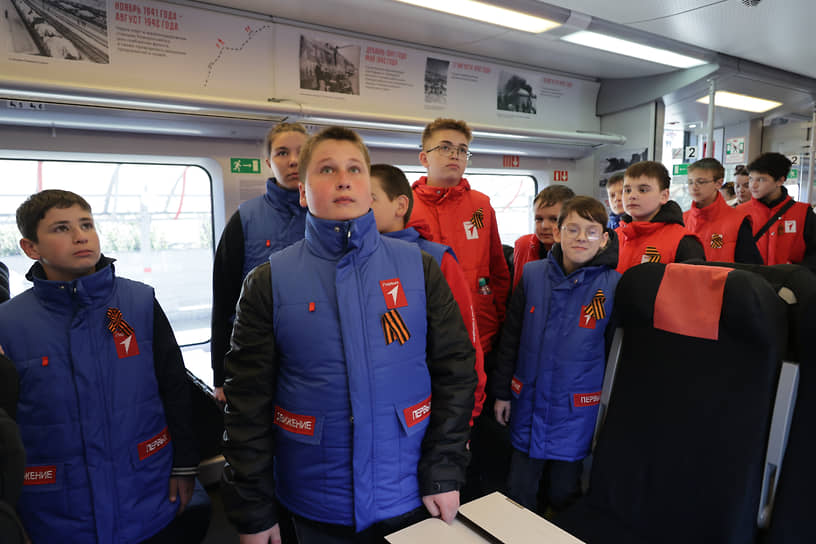 Новый тематический электропоезд курсирует по маршрутам «Новороссийск — Ростов-на-Дону» и «Ростов-на-Дону — Новороссийск»
