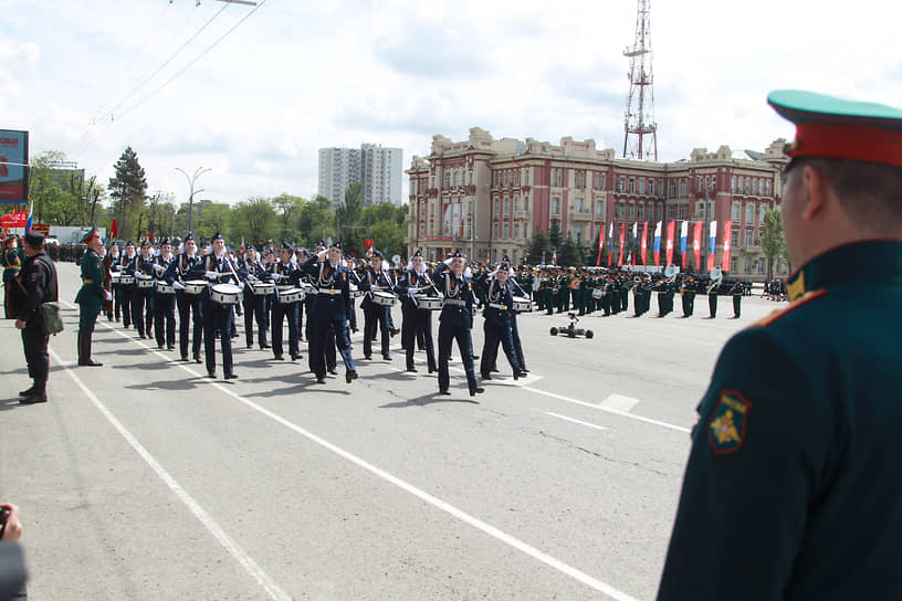 В Ростове прошел парад в честь 80-летия Победы в Великой Отечественной войне