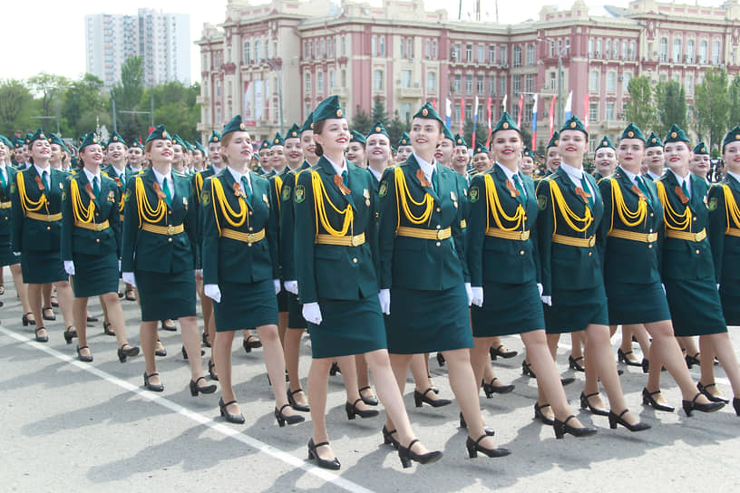 В Ростове прошел парад в честь 80-летия Победы в Великой Отечественной войне