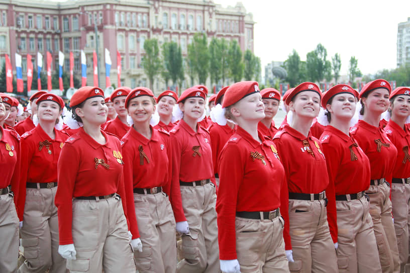 В Ростове прошел парад в честь 80-летия Победы в Великой Отечественной войне