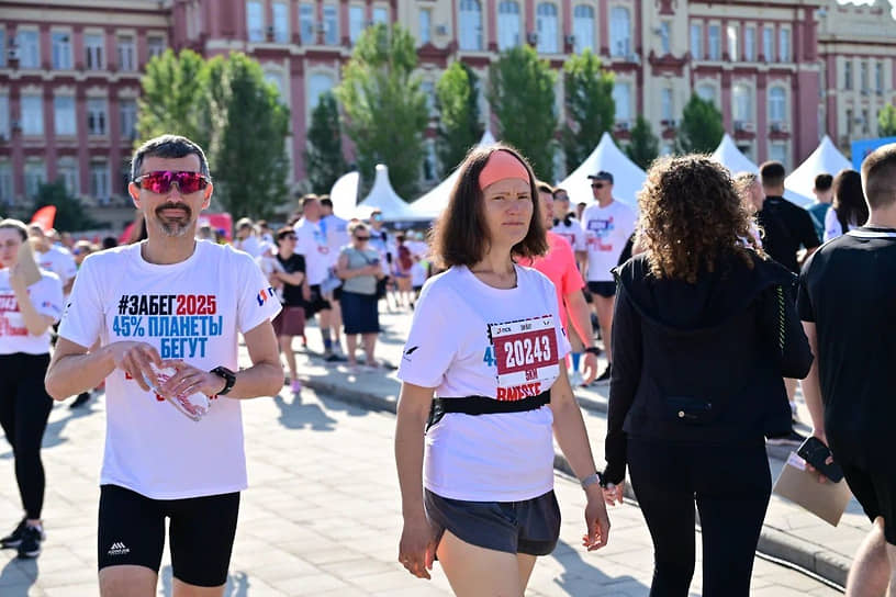 Тысячи жителей Ростова-на-Дону в девятый раз стали участниками полумарафона «ЗаБег.РФ»
