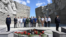 На Самбекских высотах открыли стенд памяти ленинградцев-освободителей