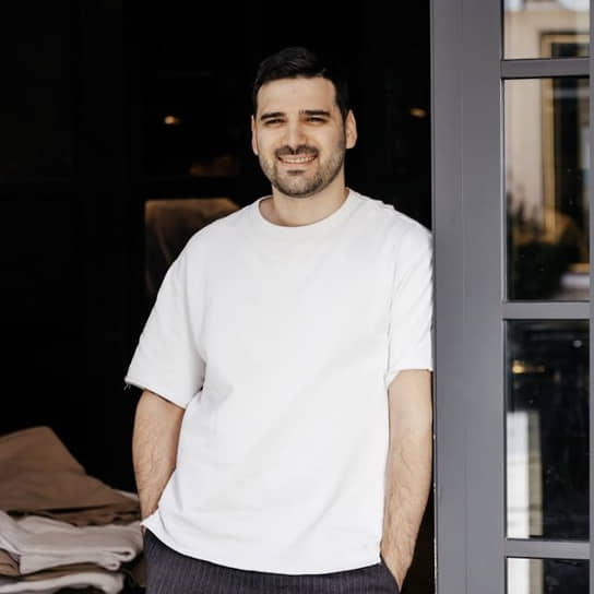 Аскер Сиюхов, директор ресторанов ООО «Правый Берег»
