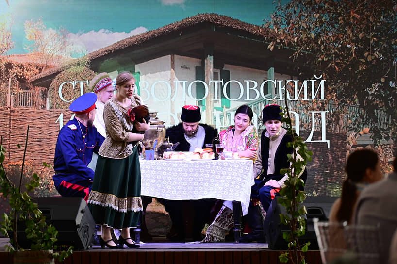 Мероприятие проходило в теплой и торжественной атмосфере

