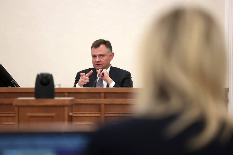 По инициативе губернатора и решению федерального центра был введен мораторий на банкротство сельхозпредприятий. Добавлены лимиты льготного кредитования. Это позволило аграриям привлечь 4 млрд руб. и провести осеннюю посевную кампанию
