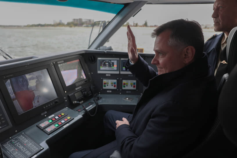 На Дону динамично развивается туризм. В частности, возрождается речное сообщение на скоростных судах «Валдай» и «Метеор». Продолжается развитие причальной инфраструктуры для возрождения пассажирского судоходства
