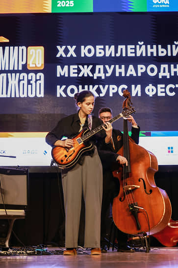 Участники конкурса должны знать джазовую классику, владеть инструментом, импровизировать, чувствовать ритм. Во время очных прослушиваний конкурсанты демонстрировали эти навыки, выступая в номинациях «фортепиано», «гитара», «ударные», «труба/тромбон», «контрабас» и «саксофон»
