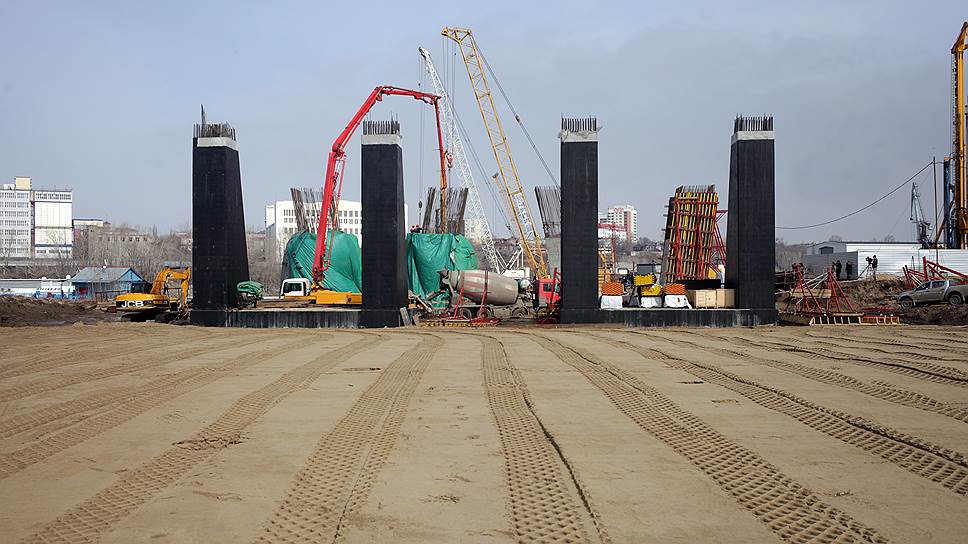 Строительство Фрунзенского мостового перехода областные влатси планируют завершить в 2018 году