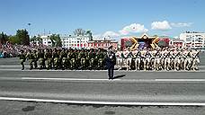 70 тыс. человек приняли участие в параде Победы на площади Куйбышева