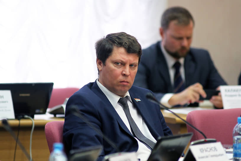 В результате нападения Михаил Матвеев (на фото) и его водитель получили травмы