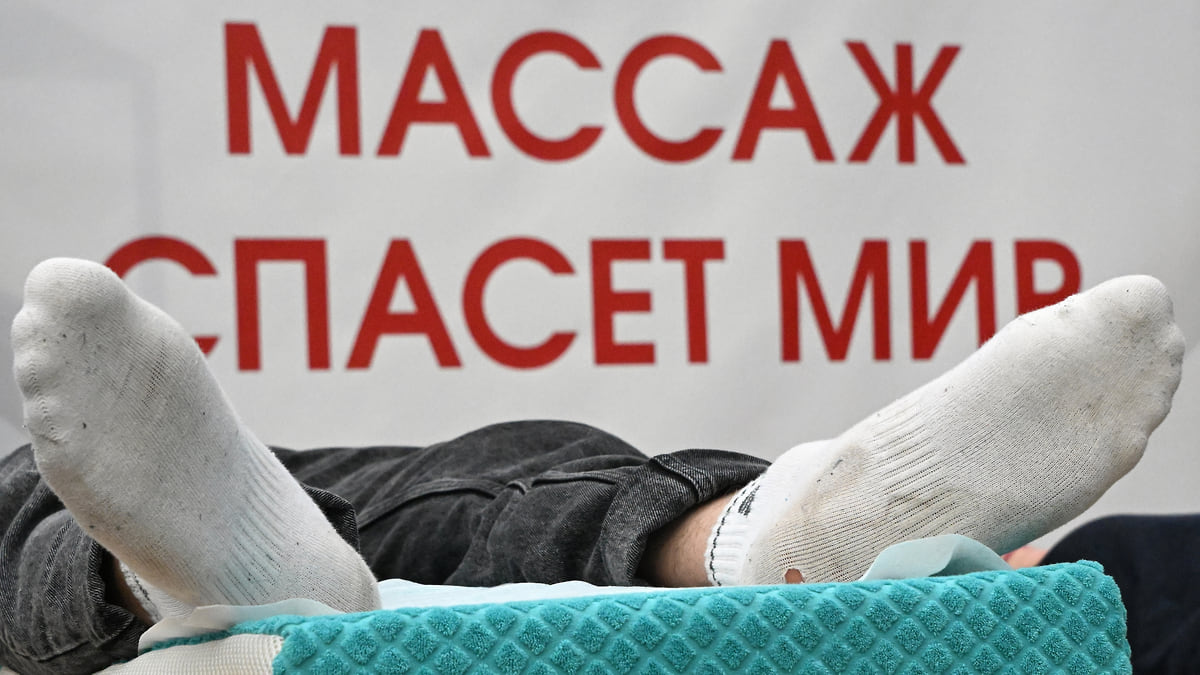 Актер Александр Носик вкладывает миллионы в свою любовницу-певицу - Актер Александр Носик вкладывает миллионы в свою любовницу-певицу