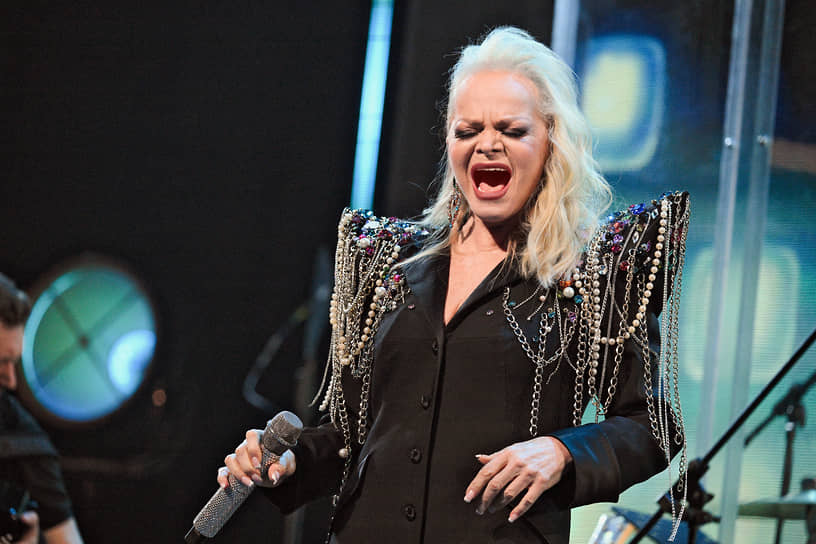 Певица Лариса Долина