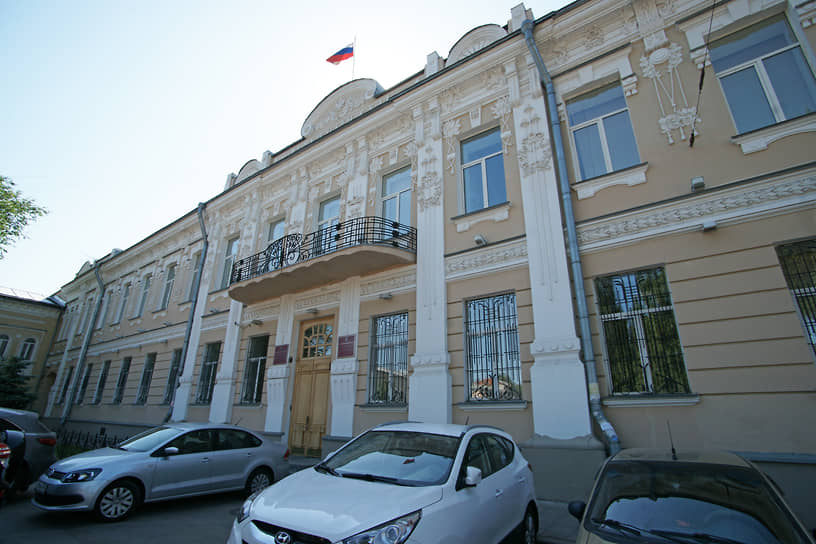 Здание Самарского областного суда, где рассматриваются жалобы на приговор юристу ООО «ТехноСтройГрупп-1» Андрею Осипову и его сообщнику Сергею Пичугину