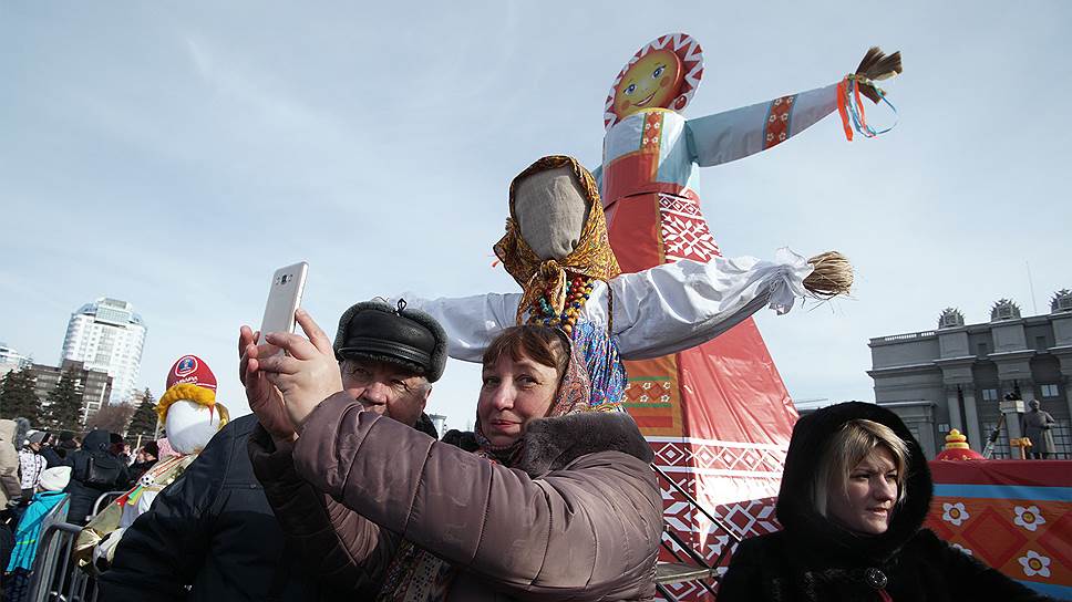 Каждый час вокруг Маслены собирался огромный хоровод