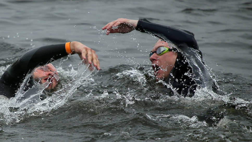 Участникам предстояло плыть по течению, это добавило гонке динамики. 