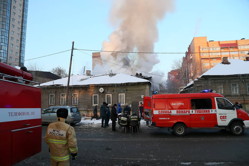 Вид с проезжей части улицы Вилоновской