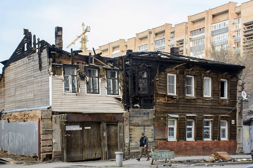 Один из немногих ветхих домов на ул. Рабочей