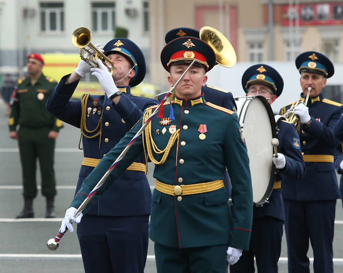 В ходе мероприятия состоялось прямое включение с Красной площади в Москве