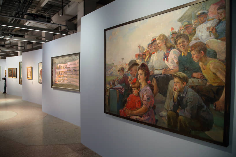 На выставке представлены 63 работы из коллекций Государственной Третьяковской галереи, Самарского областного художественного музея, а также из частных собраний