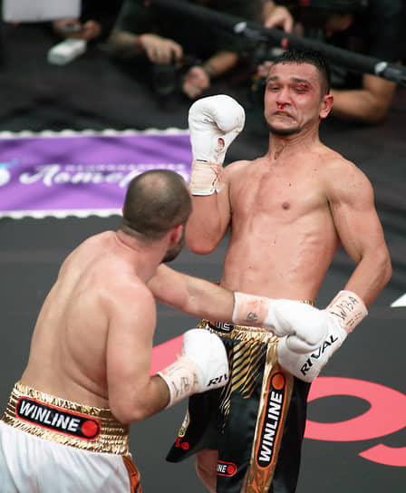 Стоит отметить, что много лет назад в здании оперного театра работала секция по боксу