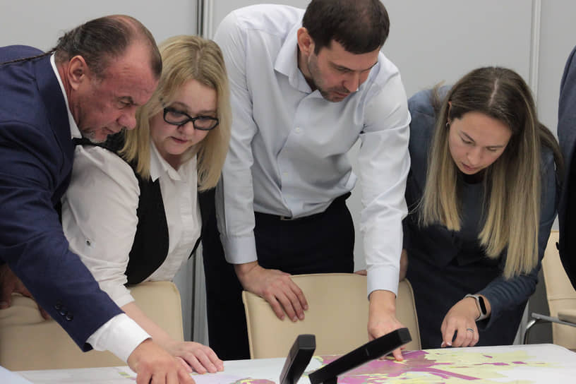 Депутаты заксобрания удивились, что в окончательном варианте проектов их предложения не учтены 