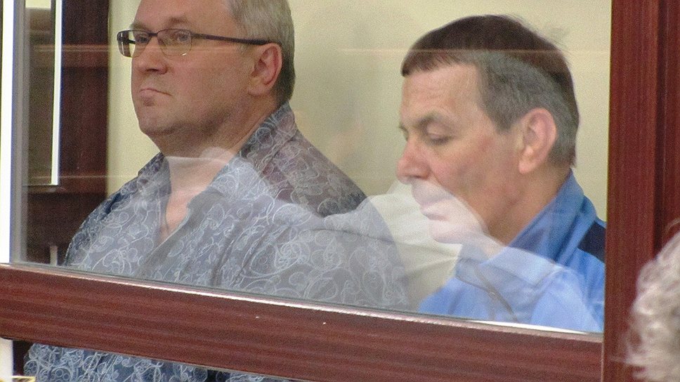 Михаил Майоров (слева) и Николай Шаров отрицают свою причастность к организации резонансного покушения на депутата областной думы