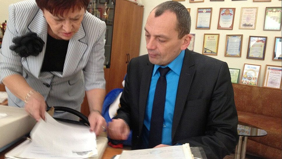 Глава комитета капстроительства Александр Сурков мог получить деньги за подписание договора на строительство набережной в Саратове