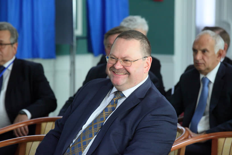Конкуренты Олега Мельниченко на выборах прошли муниципальный фильтр при помощи единороссов