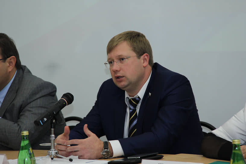 Денис Фадеев уволился с поста главы района после критики спикера Госдумы