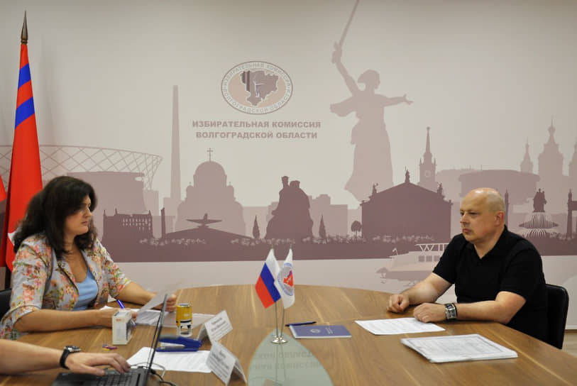 О выдвижении Олега Дмитриева кандидатом в губернаторы Волгоградской области от КПРФ стало известно от облизбиркома