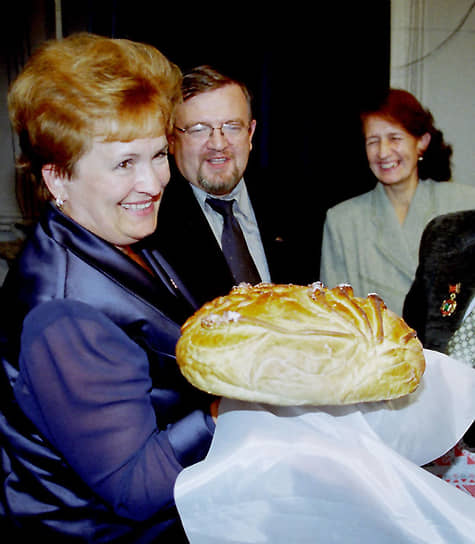 Заслуженный юрист России, экс-депутат Госдумы Любовь Слиска в 1998-1999 года работала заместителем председателя правительства Саратовской области