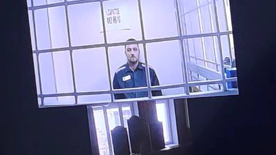 В заседании в Саратовском Областном суде Сергей Лисовский участвовал по видеосвязи из колонии