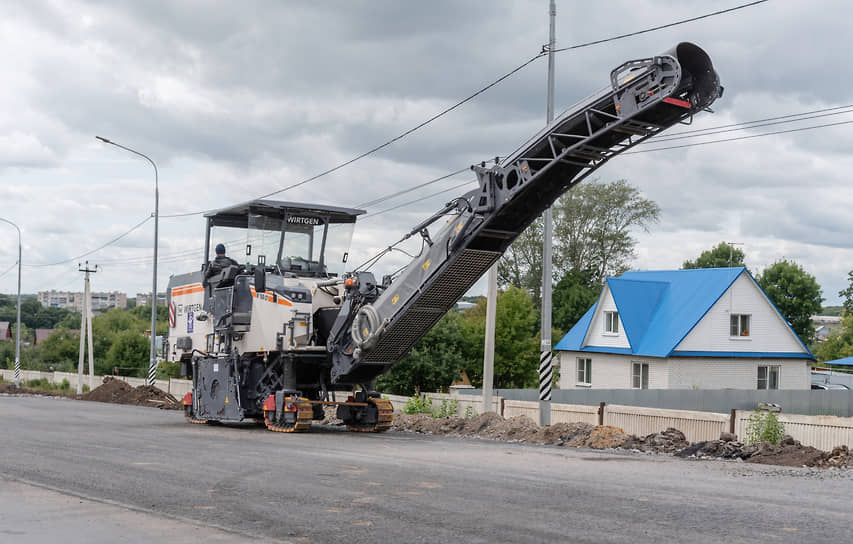 В Саратовском парламенте задумали брать снятый асфальт для ремонта дорог в селах 
