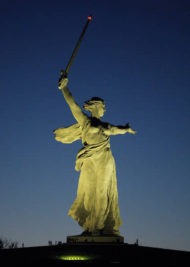 Арбитражный суд в Волгограде рассмотрел спор мэрии с дочерней структурой о плате за тепло