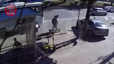 Полиция Сочи ищет сбившего школьницу самокатчика
